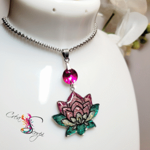 Collier Fleur de Lotus Scintillante
