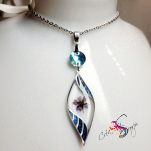 Collier "Éclat Floral Azuré"