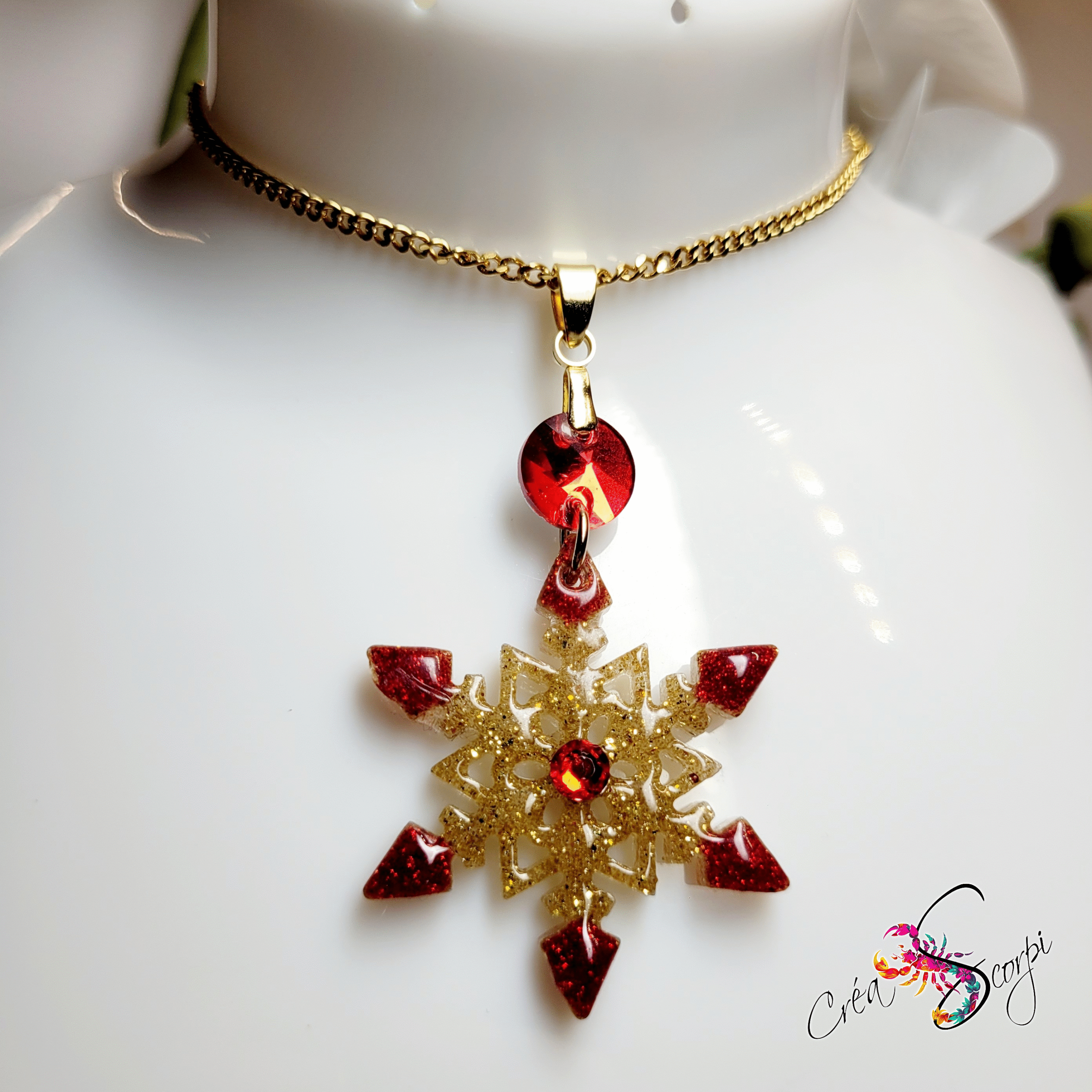 Collier Flocon Scintillant Rouge et Or – Image 3