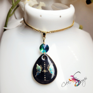 Collier "Papillon Mystère Noir et Turquoise"