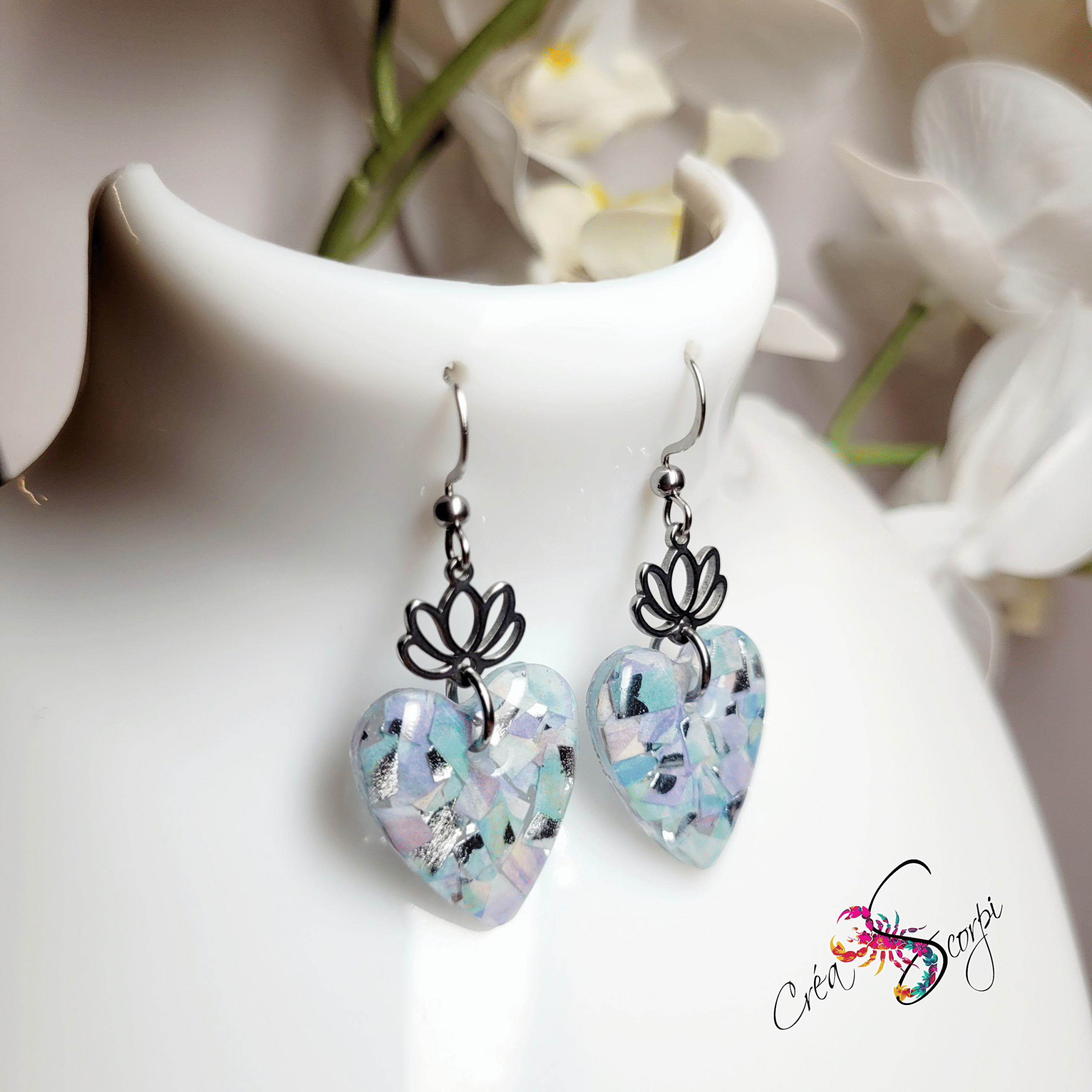 Boucles d'Oreilles "Cœur de Lotus Givré" – Image 2