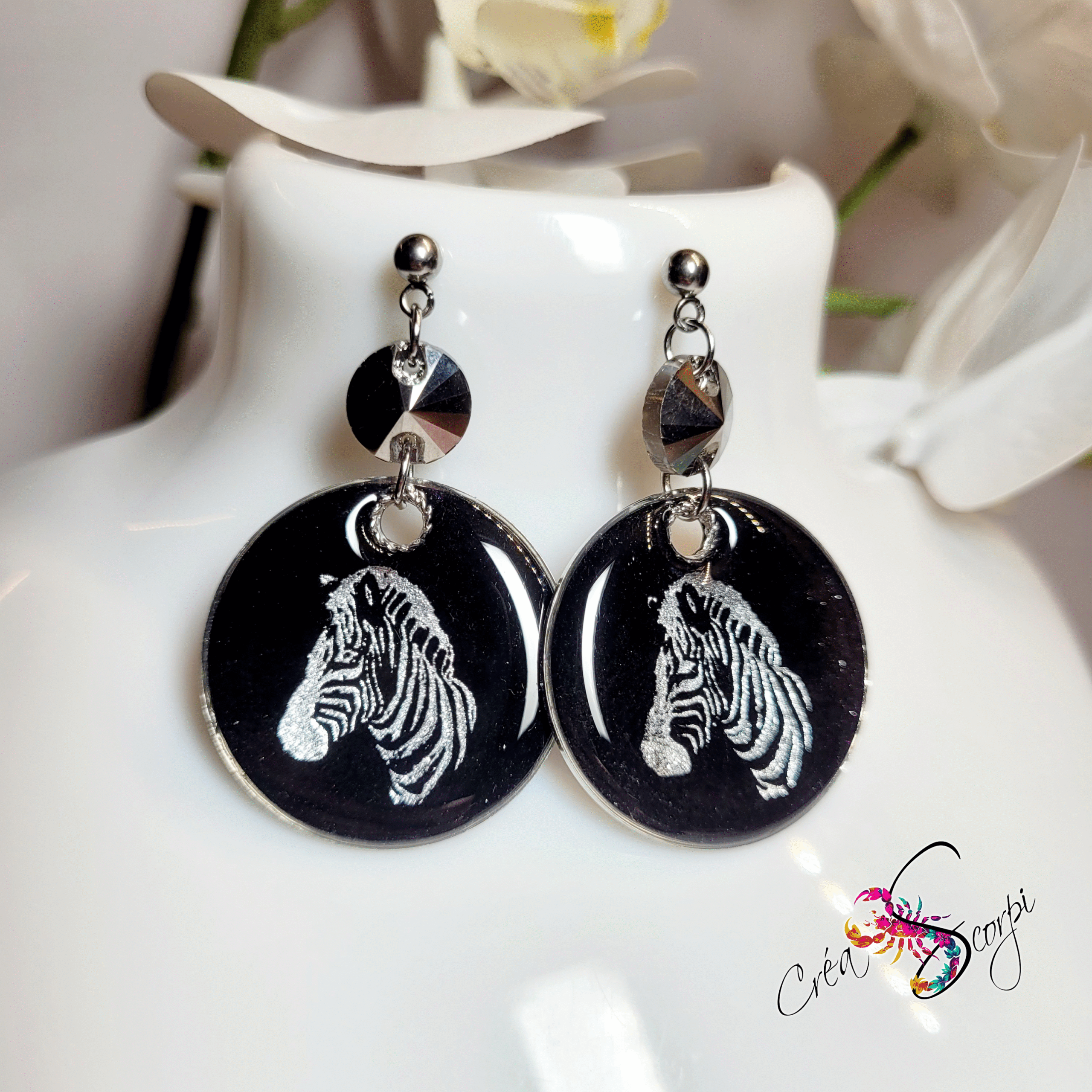 Boucles d'Oreilles Zèbre Élégance Noire