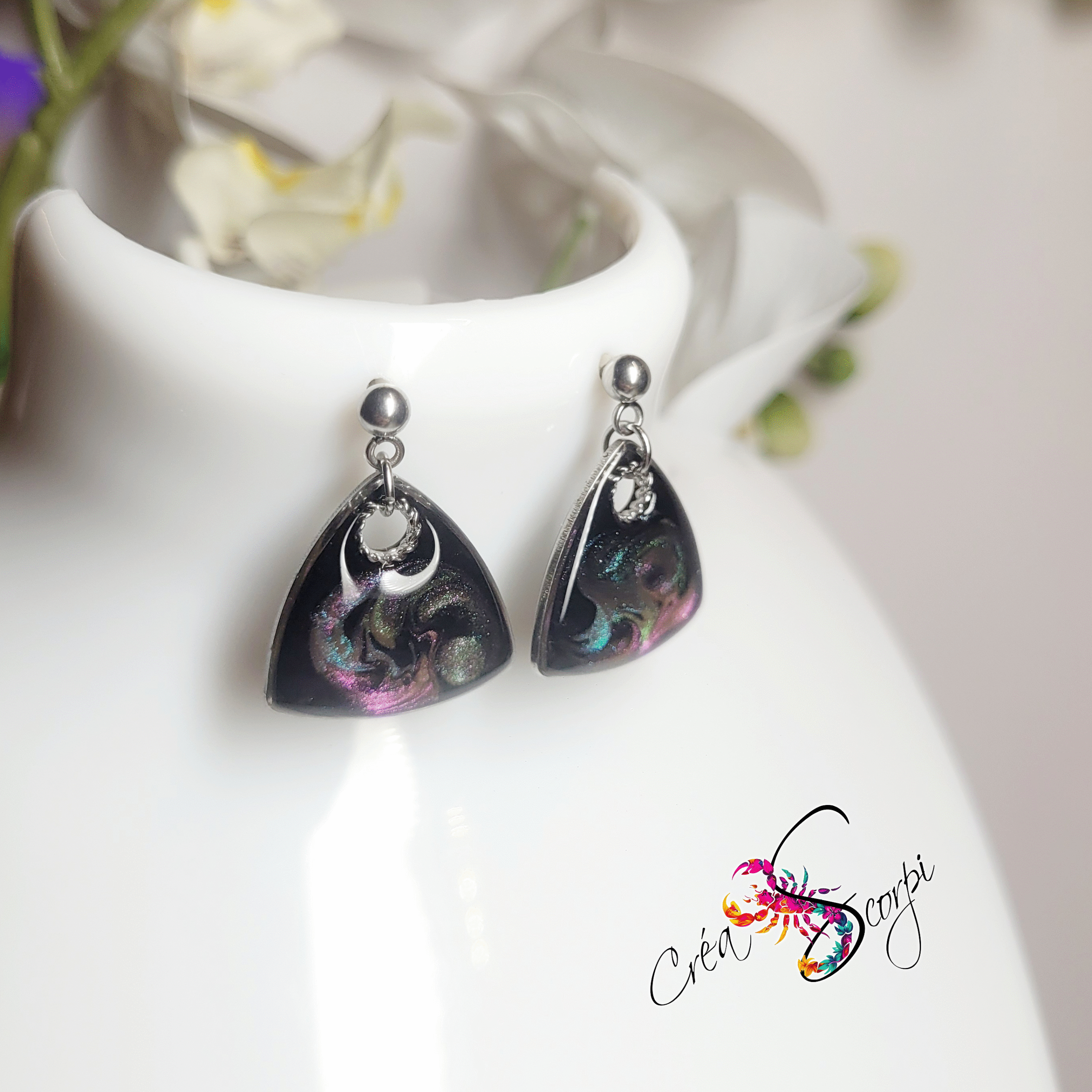 Boucles d'oreilles Triangle Nuit Mystique – Image 4