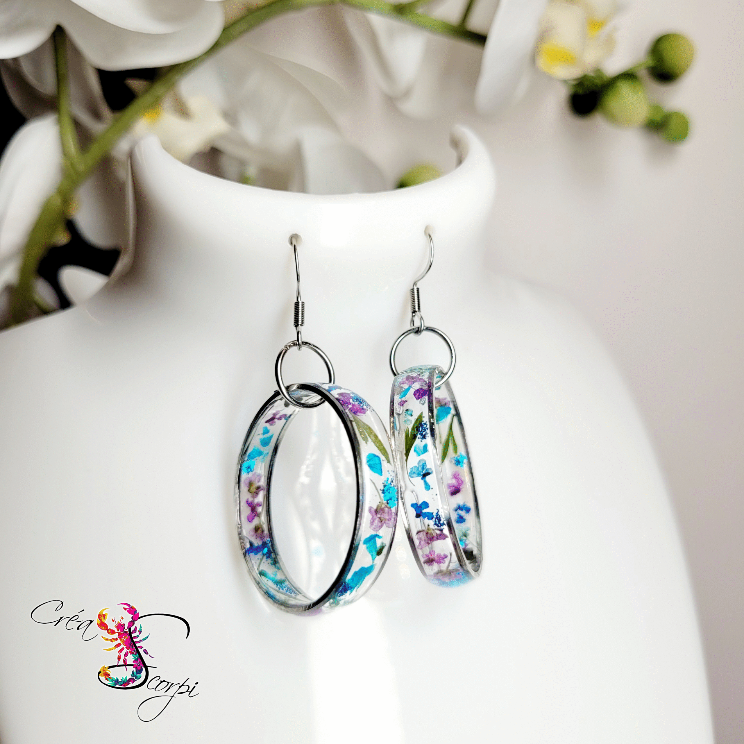 Boucles d'oreilles "Créoles Fleuries Bleues et Violettes" – Image 4