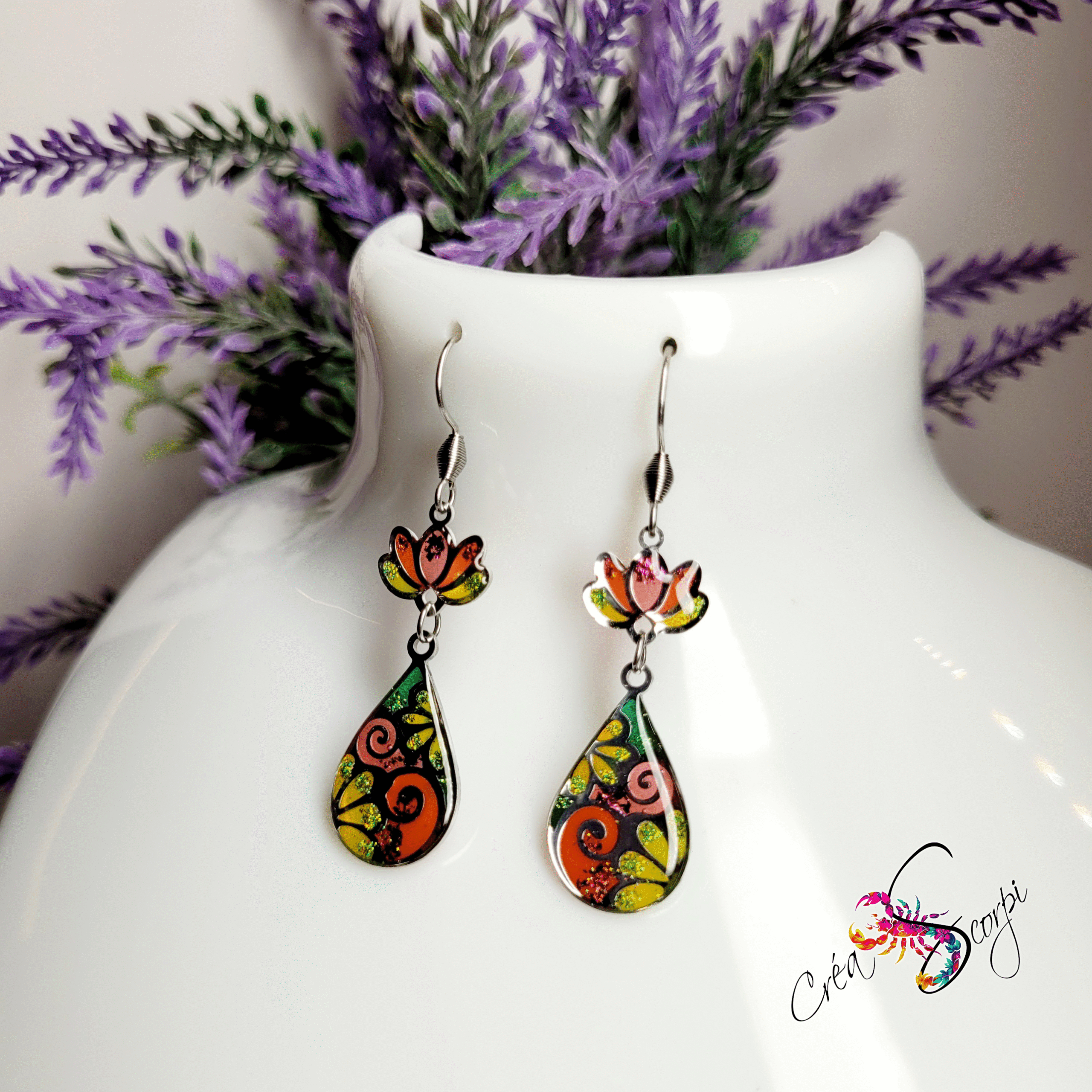 Boucles d'Oreilles "Gouttes Vibrantes du Lotus" – Image 3