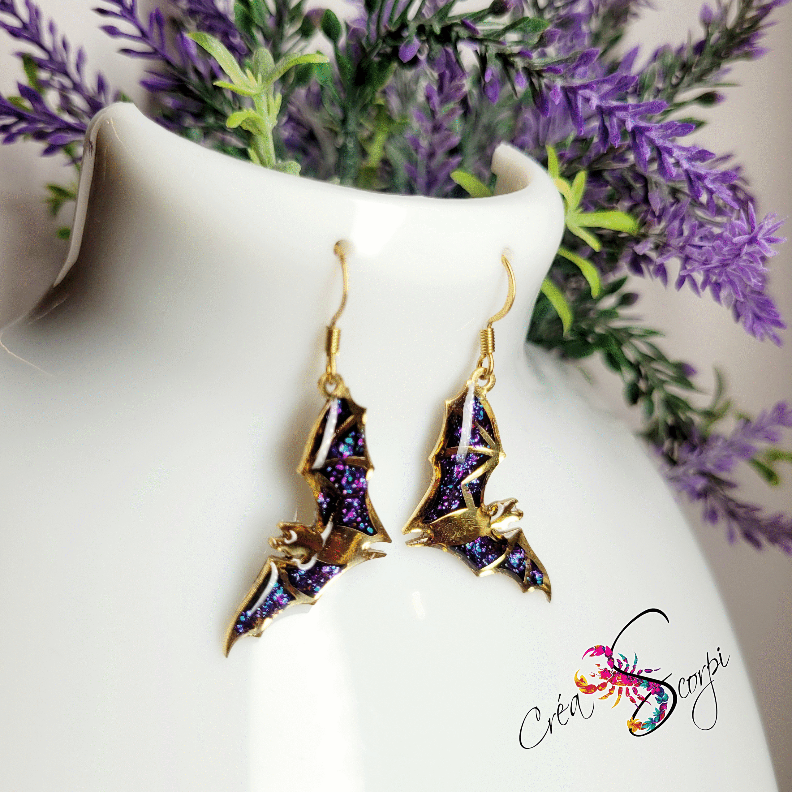 Boucles d'Oreilles Chauve-Souris Nocturne Holographique – Image 3