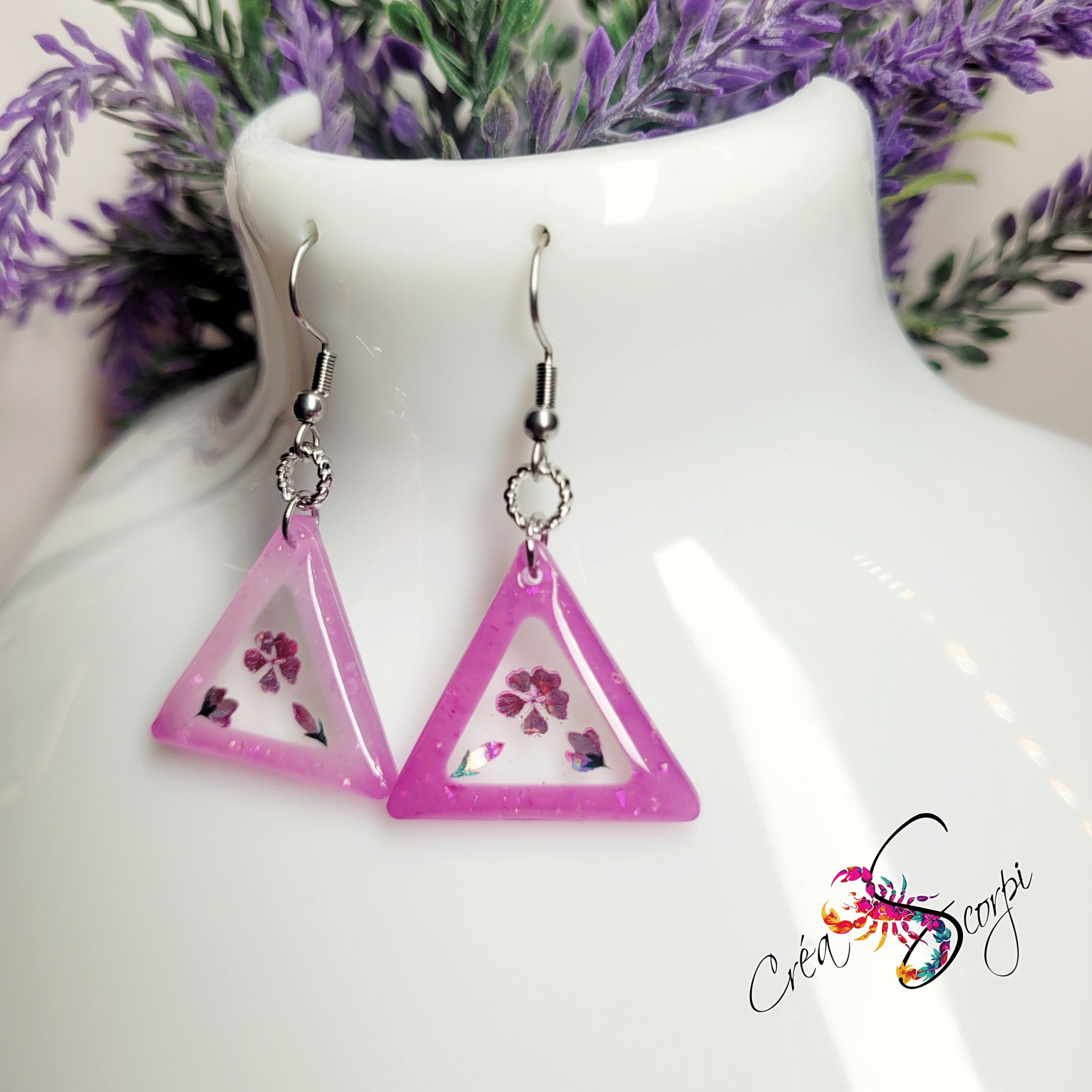 Boucles d'Oreilles Triangles Géométriques - Thermochromiques Roses et Fleurs 3D 🔺💖 – Image 2
