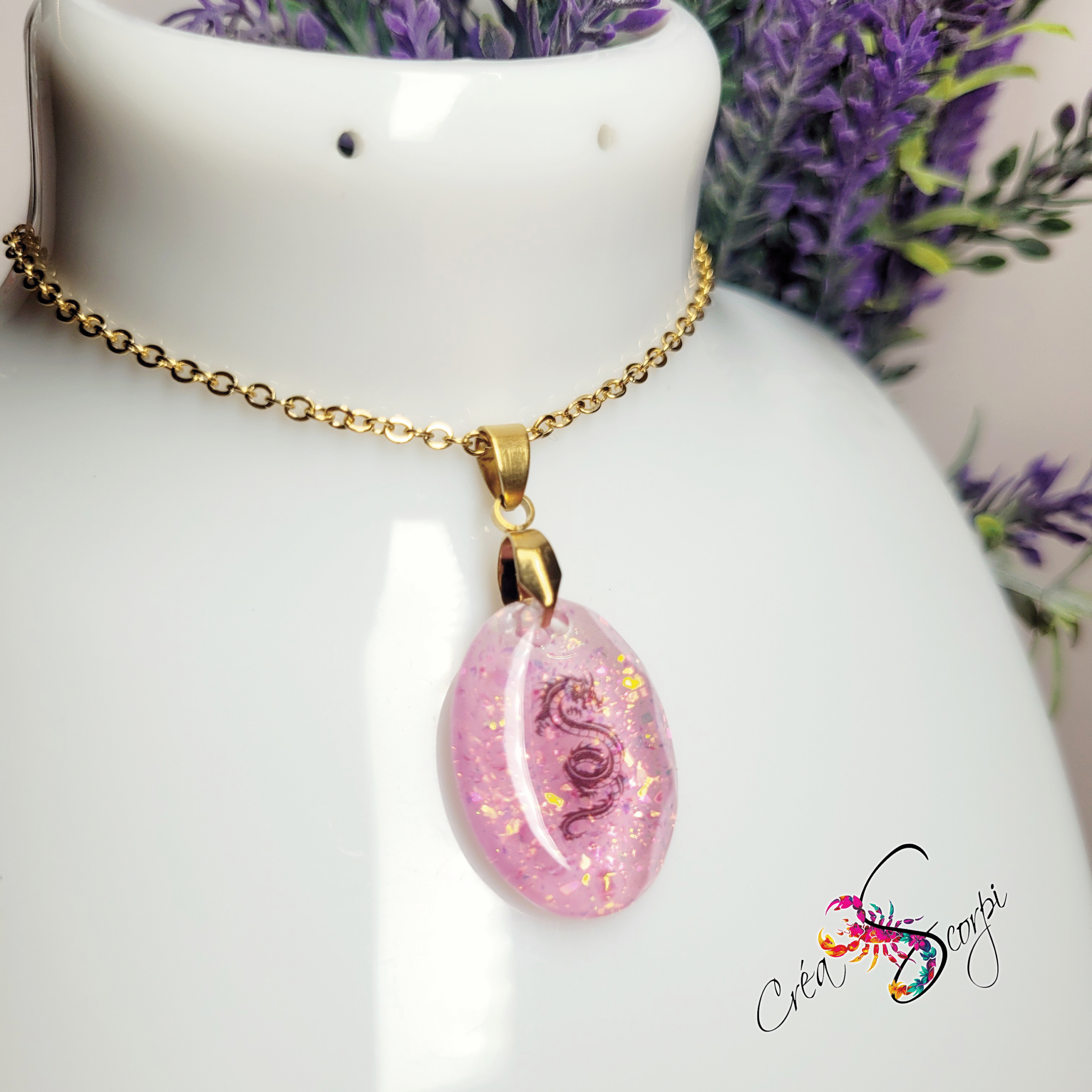 Collier Médaillon Ovale - Dragon Céleste Thermochromique (Rose à Blanc) 🐉💖✨