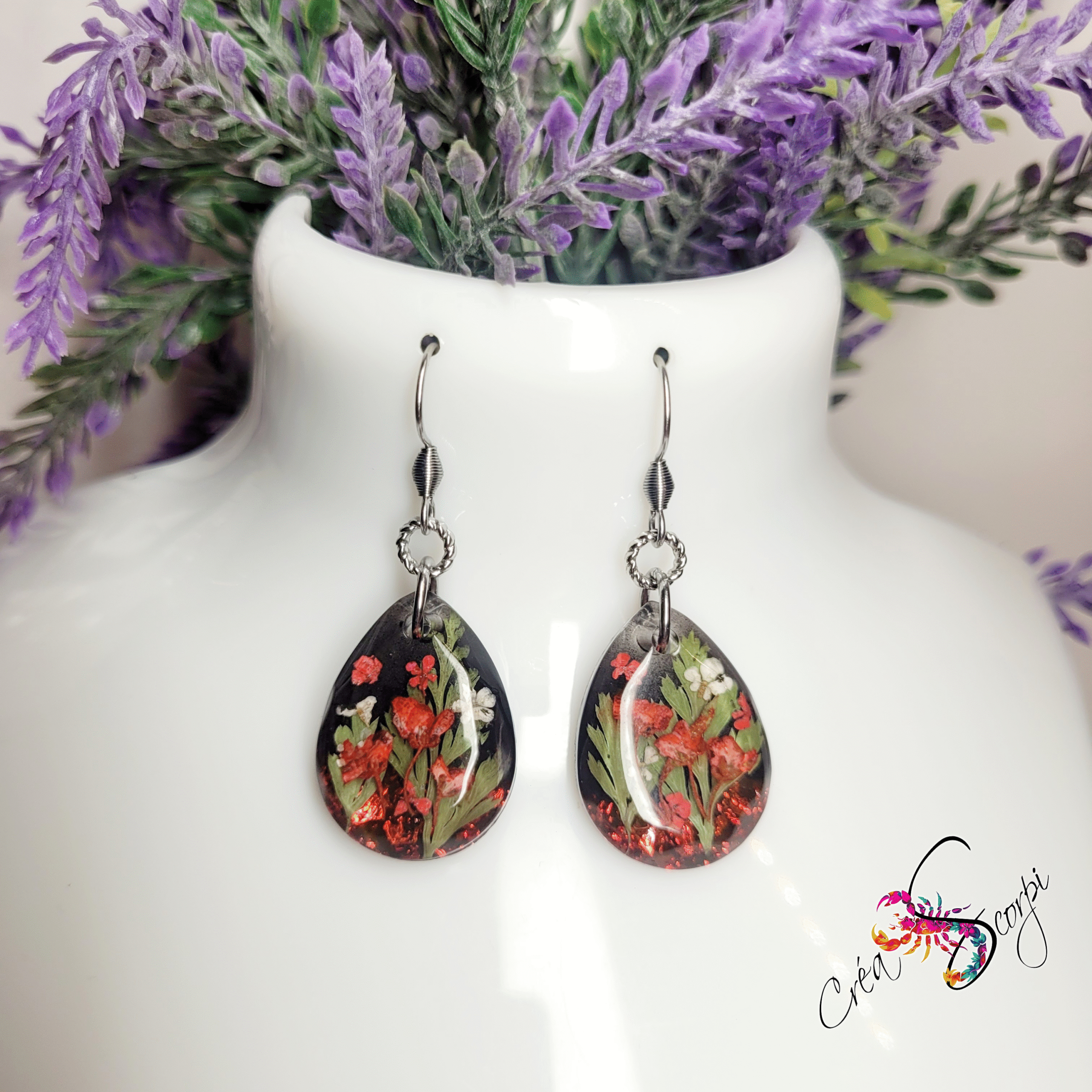 Boucles d'Oreilles Gouttes de Résine - Herbes et Fleurs Sauvages Rouges 🌿🔴