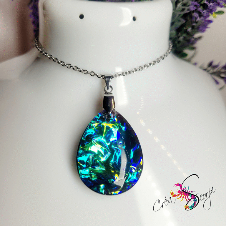 Collier Pendentif Goutte "Aurore Boréale"