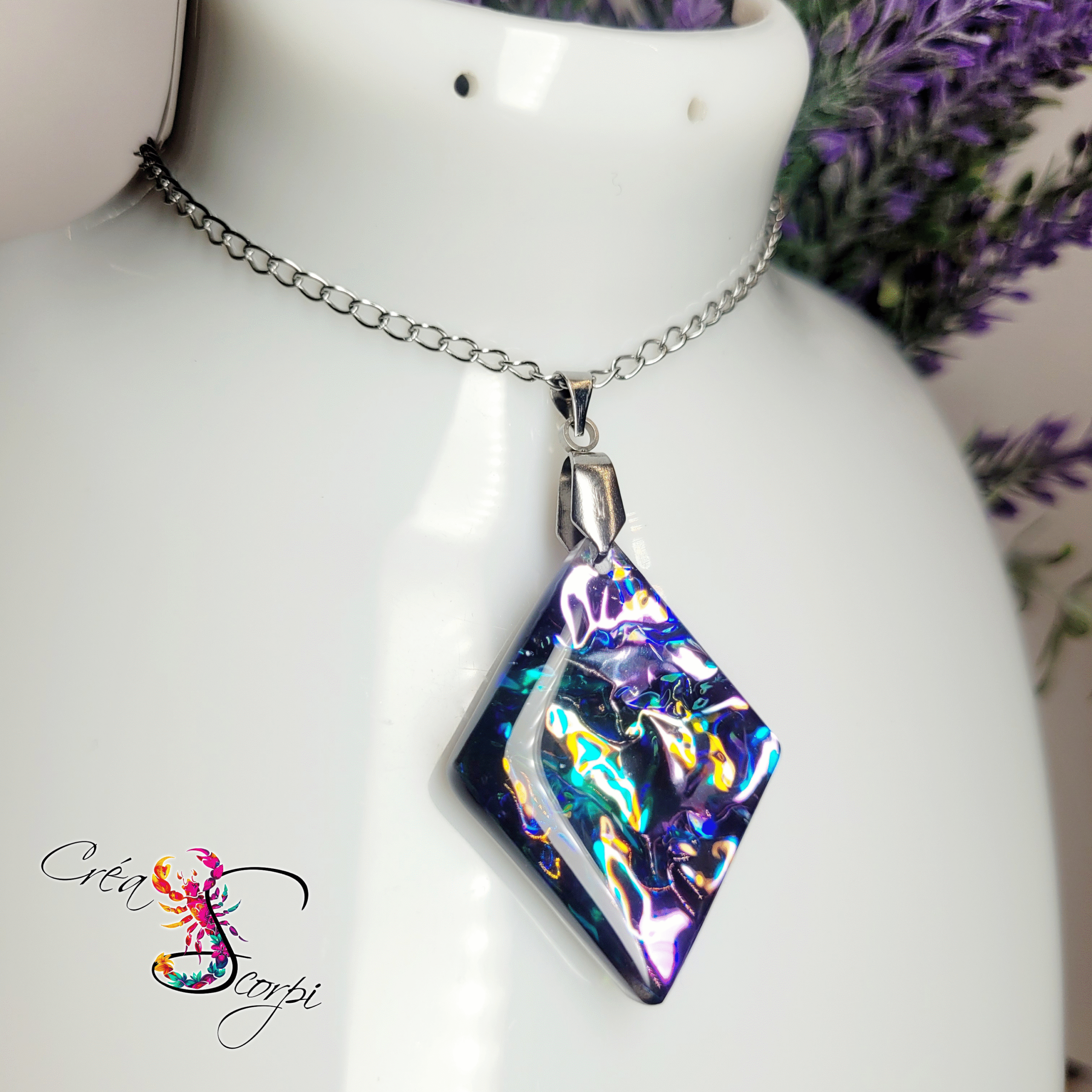 Collier Pendentif Losange "Nuit Étoilée"