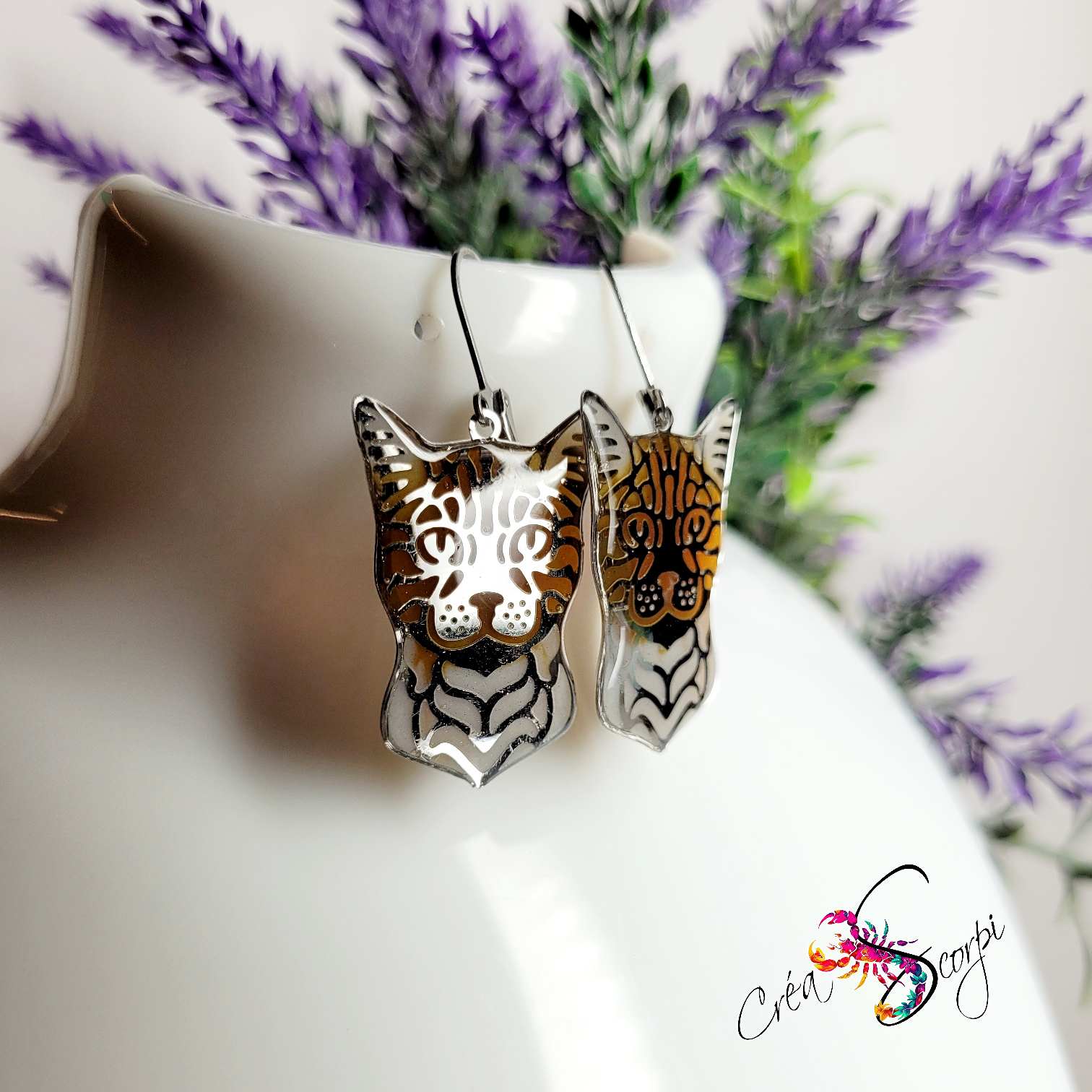 Boucles d'Oreilles "Regard Félin Caramel & Douceur Lactée" – Têtes de Chat – Image 4