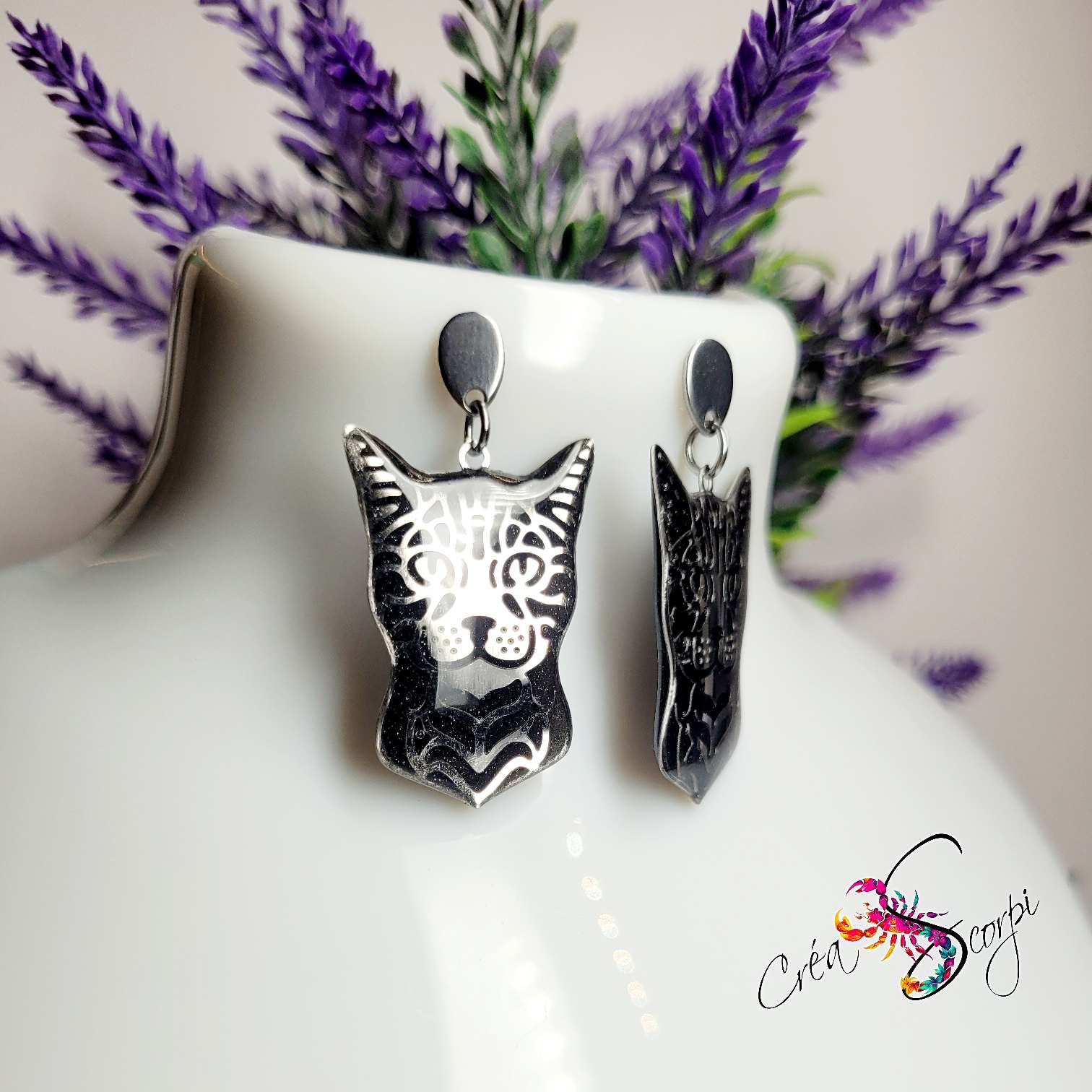 Boucles d'Oreilles "Regard Félin & Ombres Argentées" – Têtes de Chat – Image 4